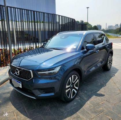 VOLVO XC40 1.5 T5 RECHARGE MOMENTUM GEARTRONIC VOLVO XC40 1.5 T5 RECHARGE MOMENTUM GEARTRONIC